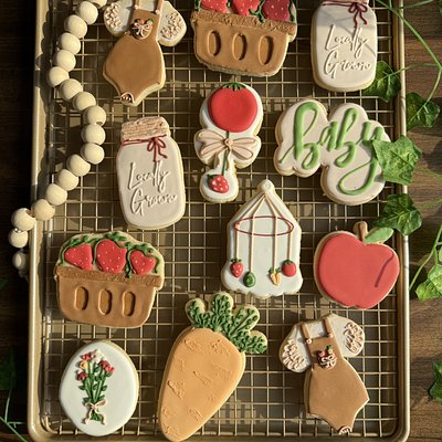 Custom Sugar Cookies With Royal Icing 