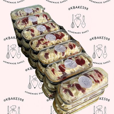 Victoria Sponge Mini Loaves (Per 15 Tins)