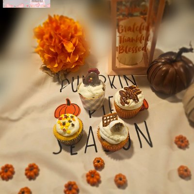 November Cupcakes of The Month Pack