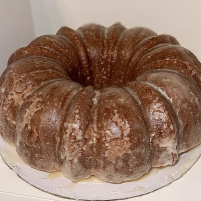 Sundrop Pound Cake With Simple Sundrop Glaze