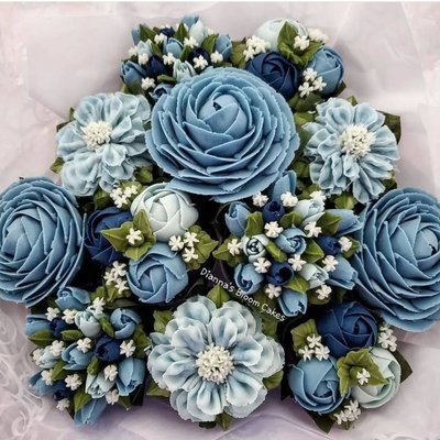 Medium Bouquet Of 12