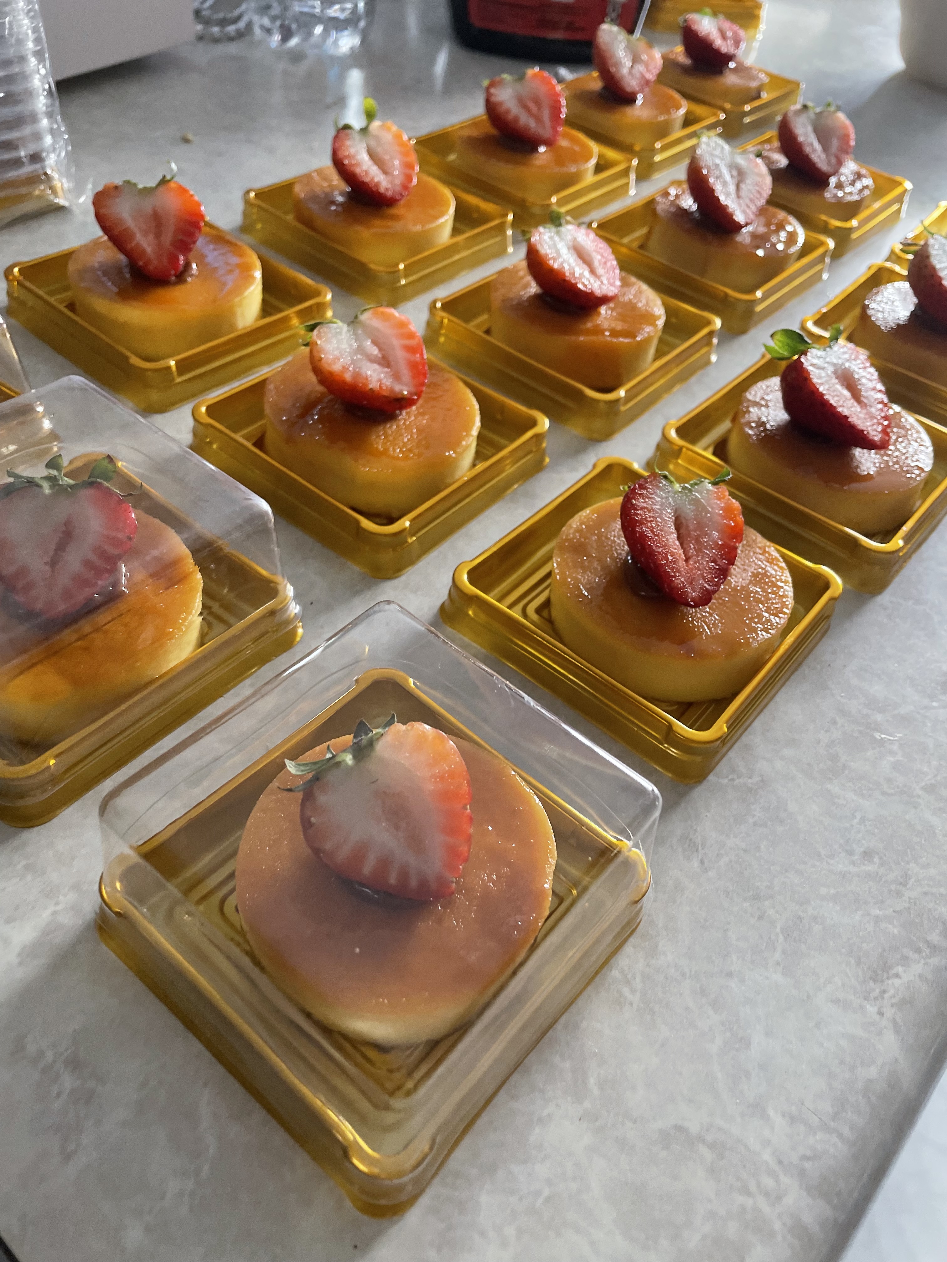 Per Dozen Mini Flans 