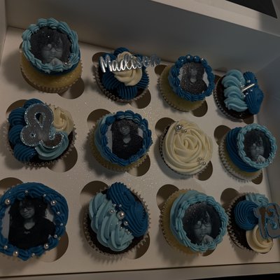 Custom Cupcakes 