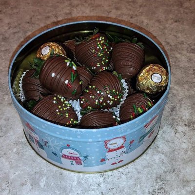 12 Classic Dipped Berries