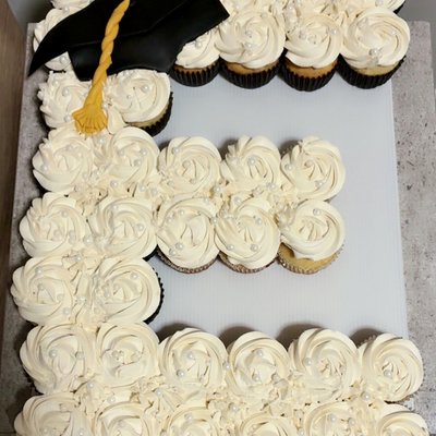 Large Cupcake Cake