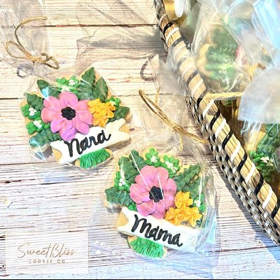 Mother’s Day Bouquet Cookie Set (Name Customizable)