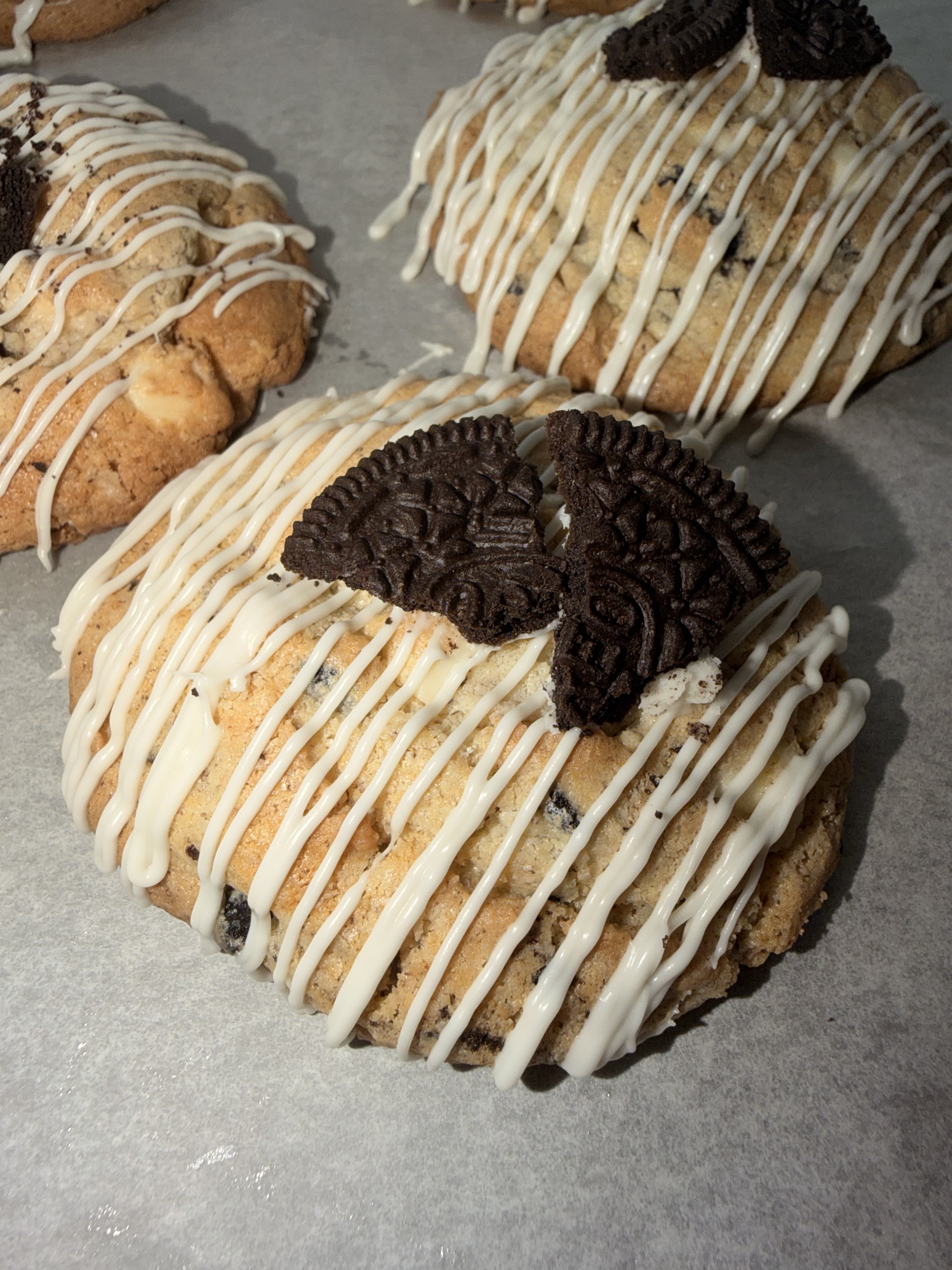 Cookies & Cream Cookies