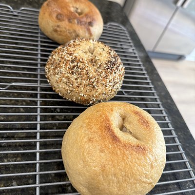 Sourdough Bagels (Minimum of 4 bagels)