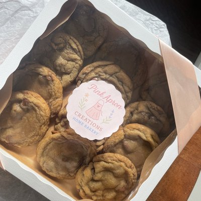 Soft Chocolate Chip Cookies 