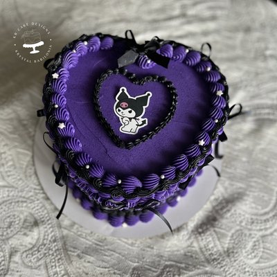 9” Vintage Heart Kuromi (25+ Servings) 