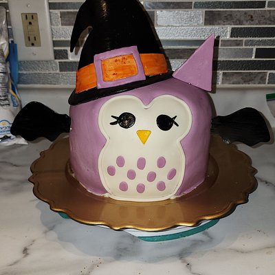 Fondant 8" Round Cake