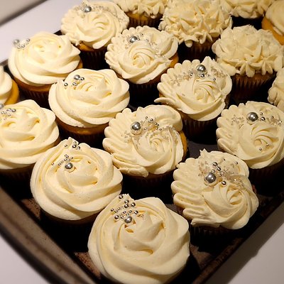 Cupcakes Dozen