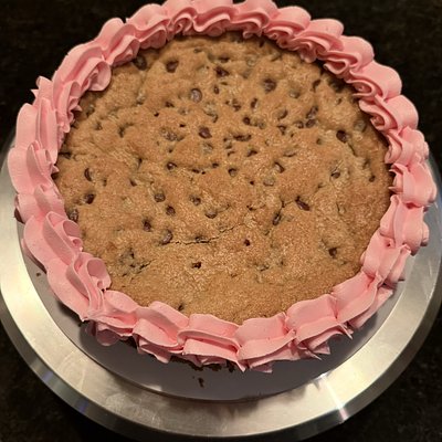 Chocolate Chip Cookie Cake 