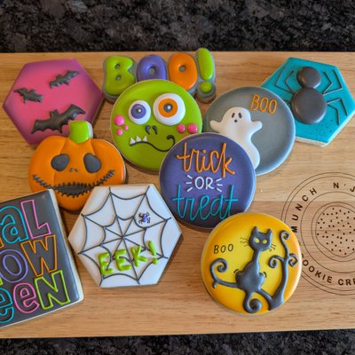 Full-sized Halloween Dozen 