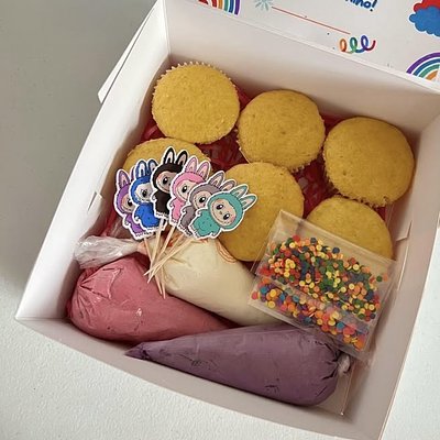 D.I.Y Cupcake Kit 