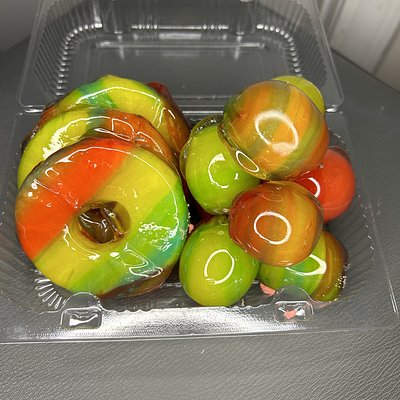 Fruit Roll Up Grapes & Pineapples 