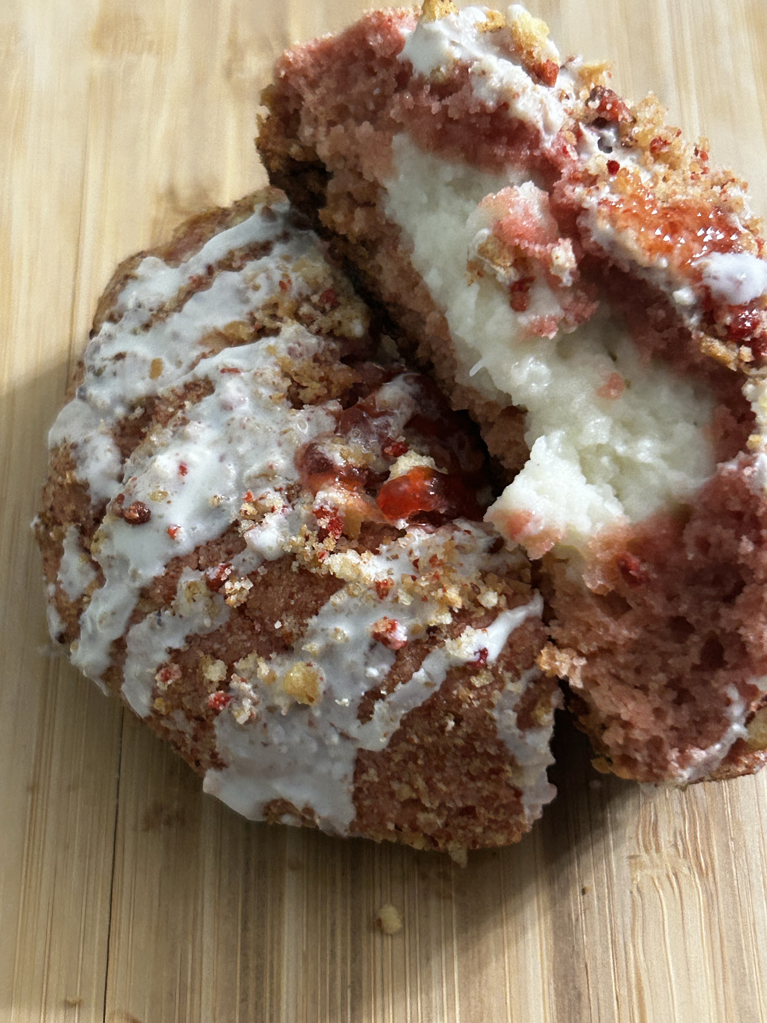 Strawberry Cheesecake Cookies