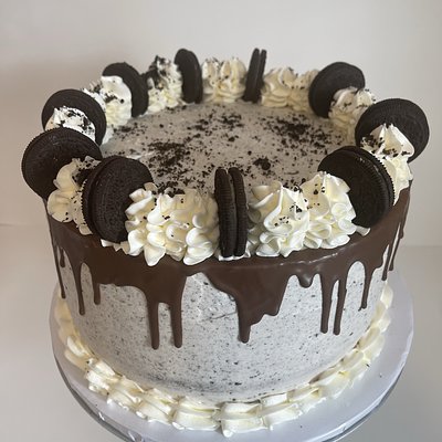 Cookies & Cream Cake