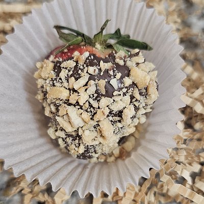 Nutty Chocolate Covered Strawberries - 6 Count