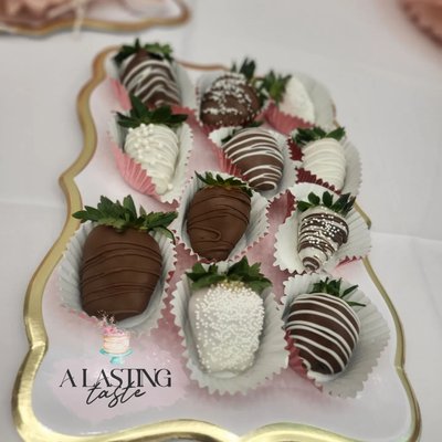 Customed Treats (Min 2 Dozen)