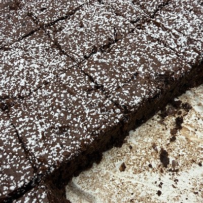 All In The Chisme Brownies 