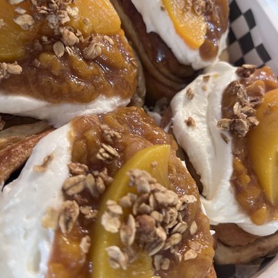 Peach Cobbler  (4 Rolls)