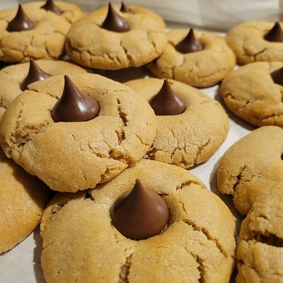 Peanut Butter Kiss Cookies