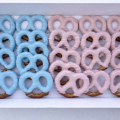 Dipped Pretzels 