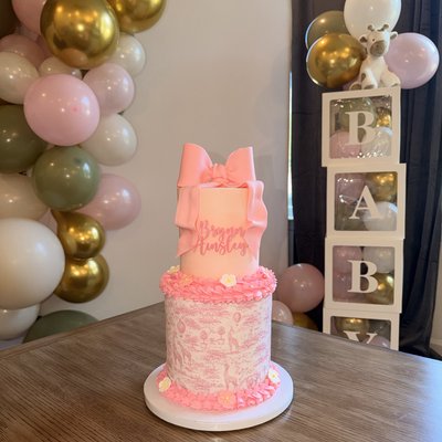 5/7” Tiered Cake (Serves ~30)