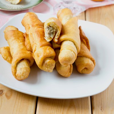 Fish roll ( 2 pieces)