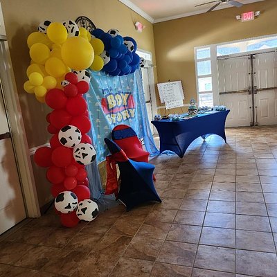 Organic Balloon Garland