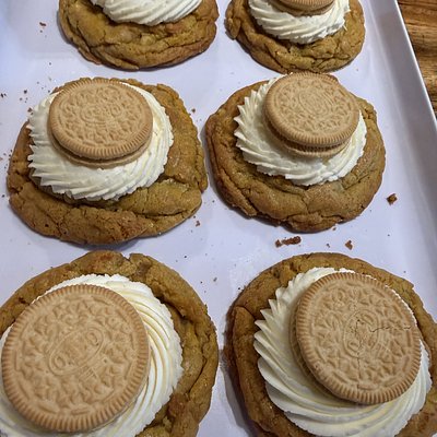 Golden Oreo Bakery Style Cookies