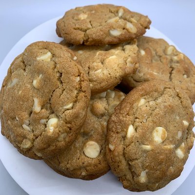 Brown Butter White Chocolate Macadamia Nut Cookies