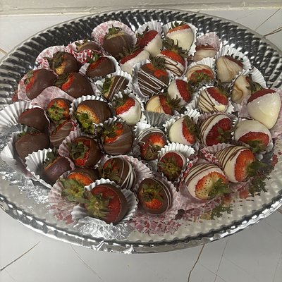 Variety Pack Chocolate Covered Strawberries 