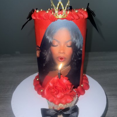 Glitter blow Cake 