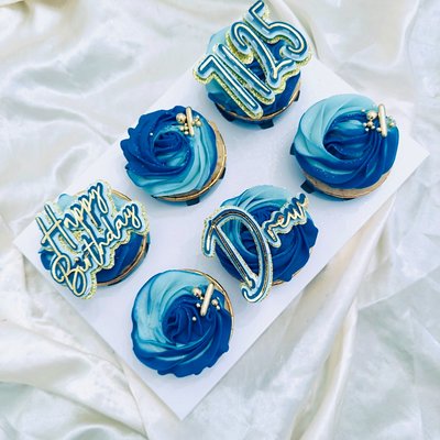 Half Dozen Cupcakes