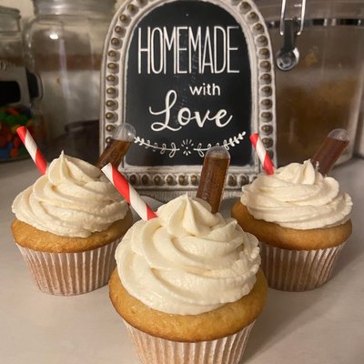 Root Beer Float Cupcakes