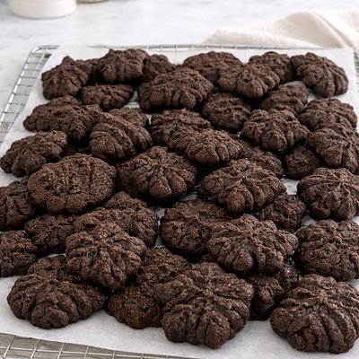Hot  Cocoa Spritz Cookies 