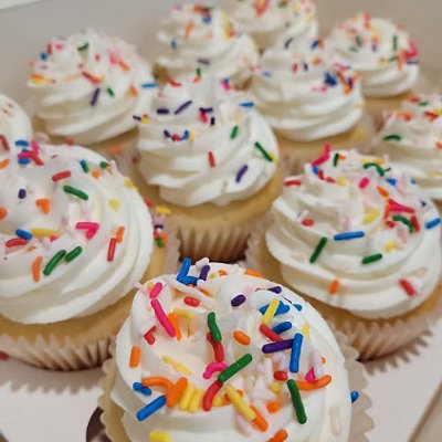 Dozen Cupcakes
