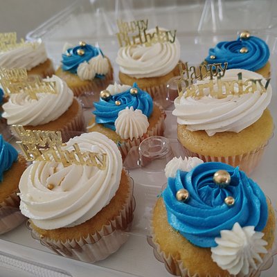 Custom Cupcakes 