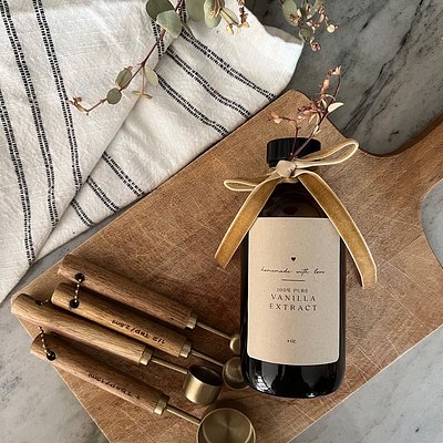 Homemade vanilla extract