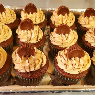 Half Dozen Reese Cup Cupcakes 