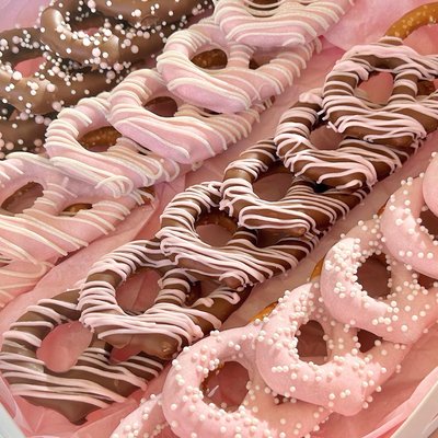 Dipped Pretzels