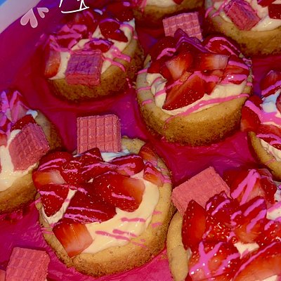 Sweetly Crafted Cookies 