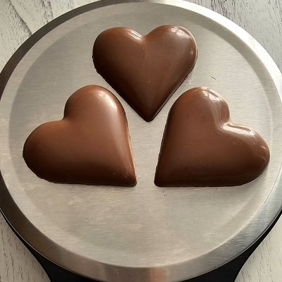 Dubai Pistachio Heart 