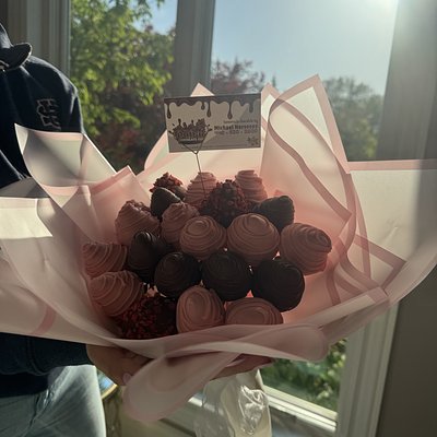 Small Custom Chocolate Strawberry Bouquet