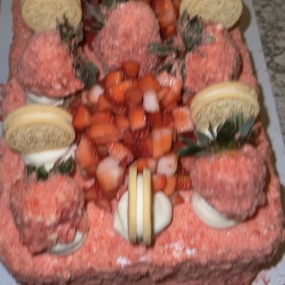 🎂 Custom Half Sheet Cake 