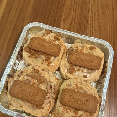 4 Pack Biscoff Cinnamon Rolls
