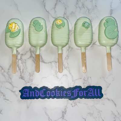 Cakesicles 