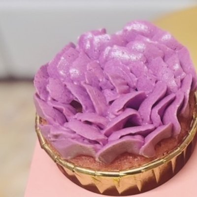 Floral Cupcakes Dozen (No Signature Flavors)